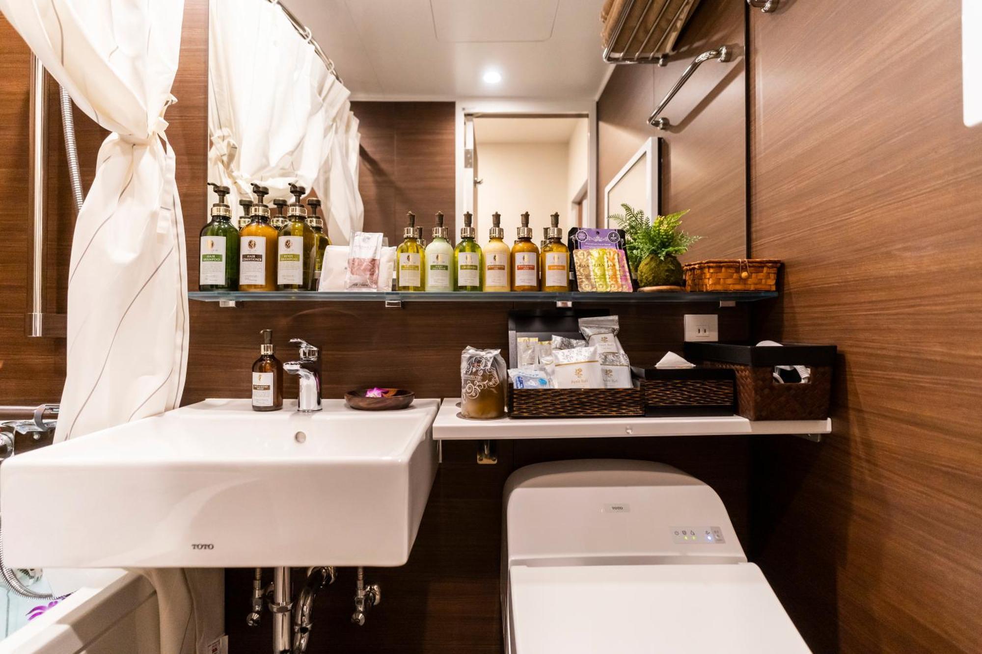 Petit Bali Garden Shin Okubo - Shinjuku Sta 15min Walk - (adults Only) 4* Tokio